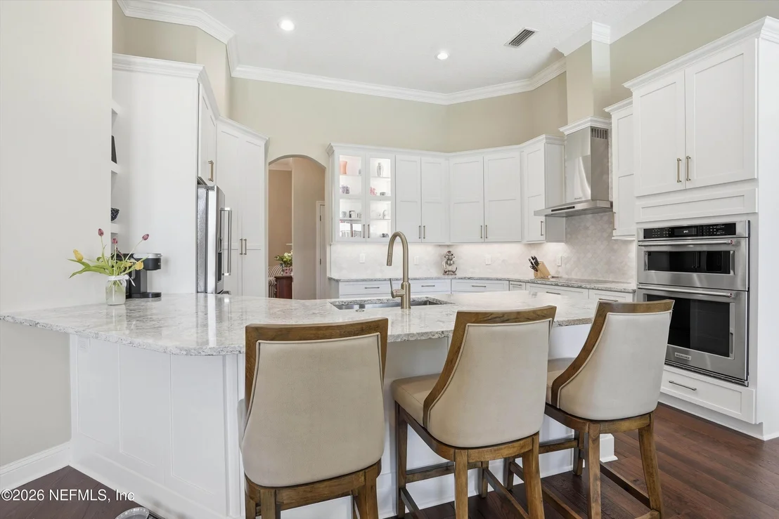 Photo of 430 SUMMERSET Drive