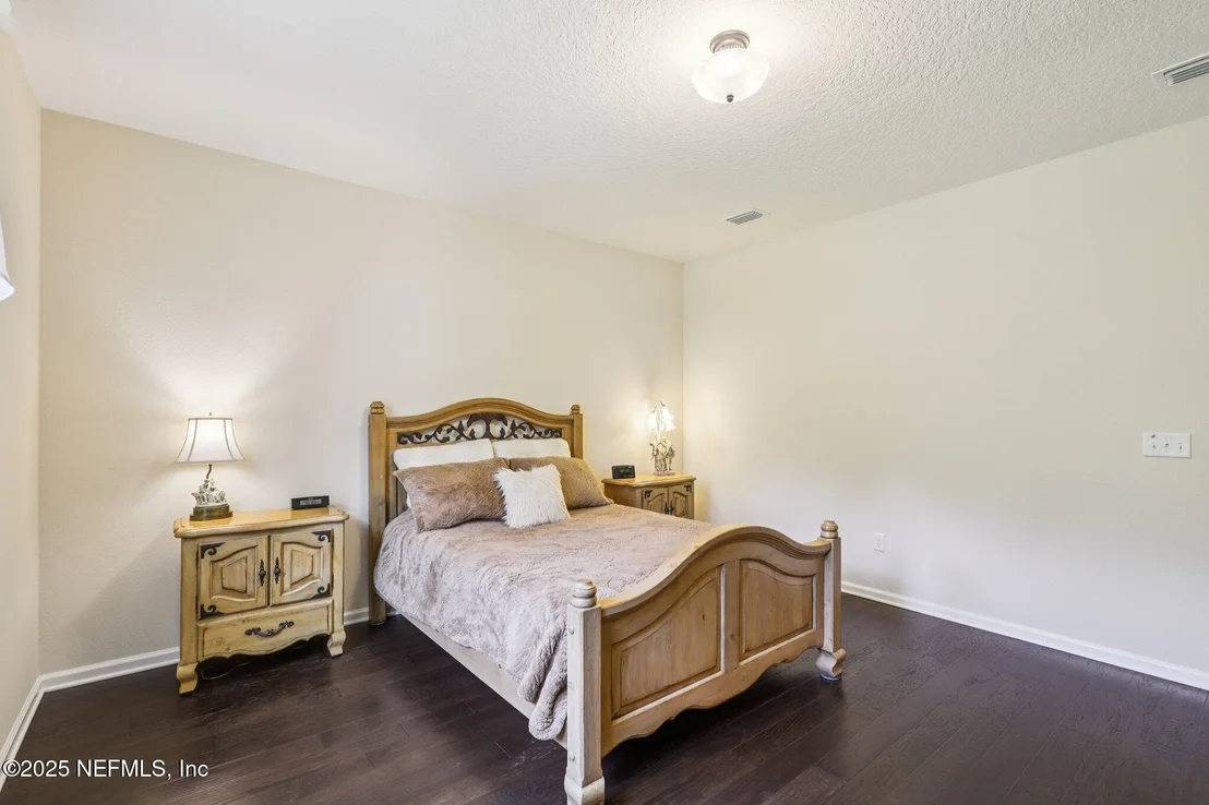 Photo of 261 PALISADE Drive