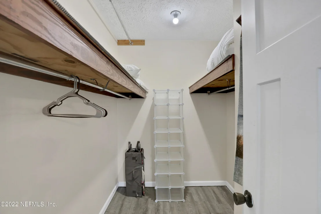 Photo of 6656 RAMOTH Drive