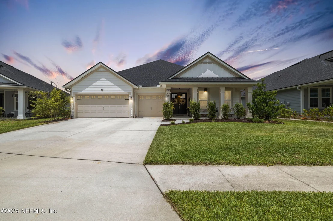 Photo of 94 LUCERNE Court