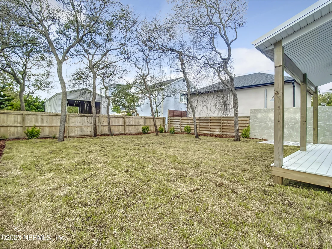 Photo of 6635 MADISON Street