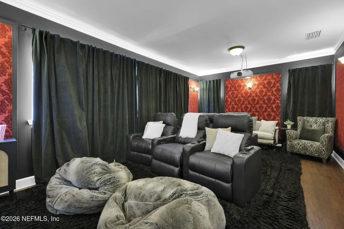 Photo of 449 DEER VALLEY Drive
