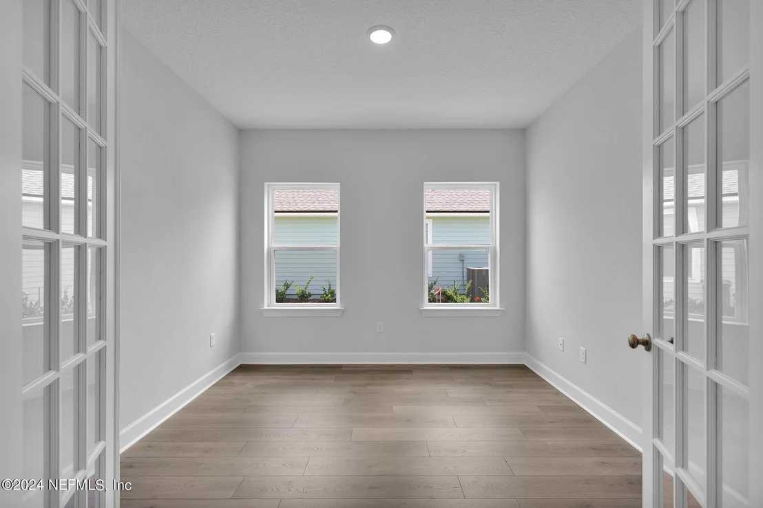 Photo of 614 BACK CREEK Drive