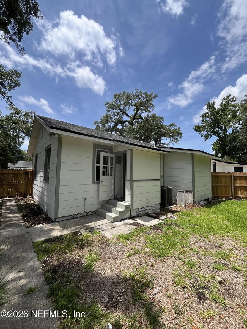 Photo of 4051 MYRA Street
