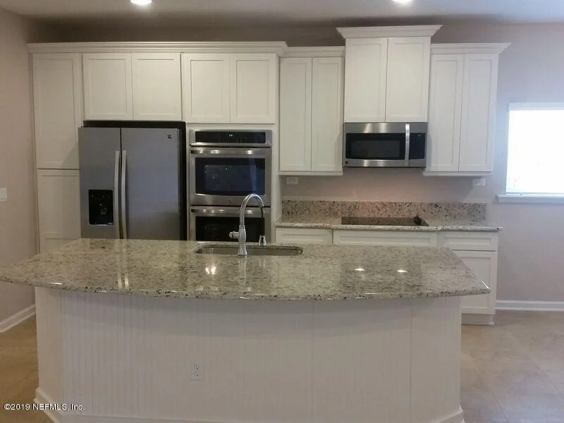 Photo of 466 WILLOWLAKE Drive