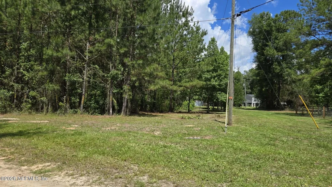 Photo of 3923 SKIPPER Road
