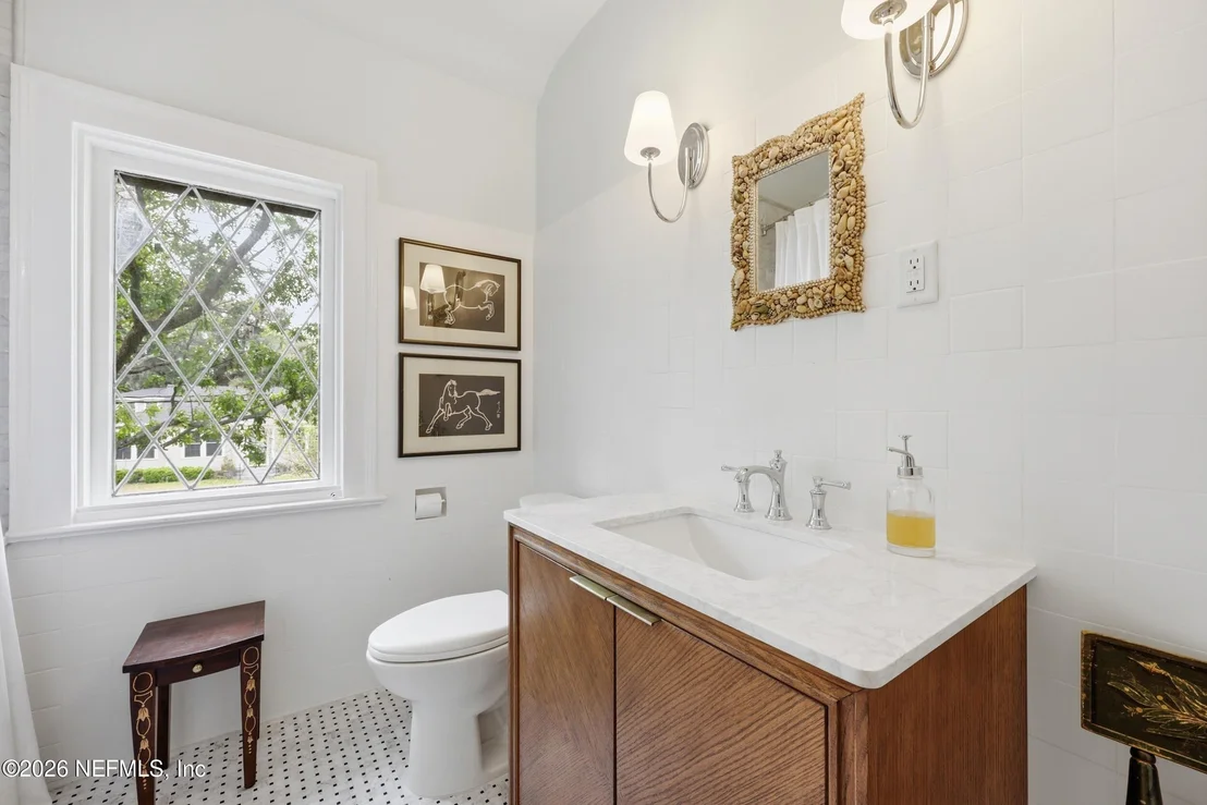 Photo of 3557 PINE Street