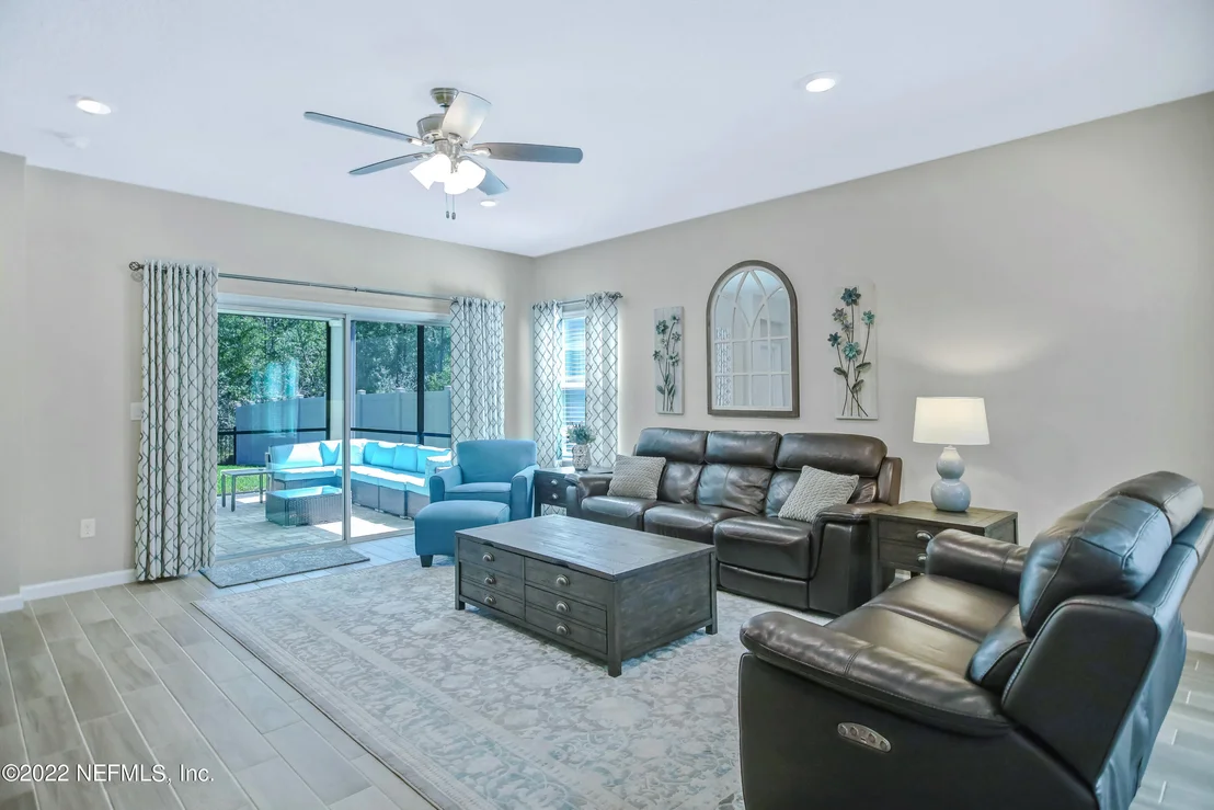 Photo of 283 GLORIETA Drive