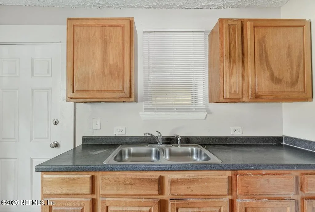 Photo of 2932 RHONDA Road