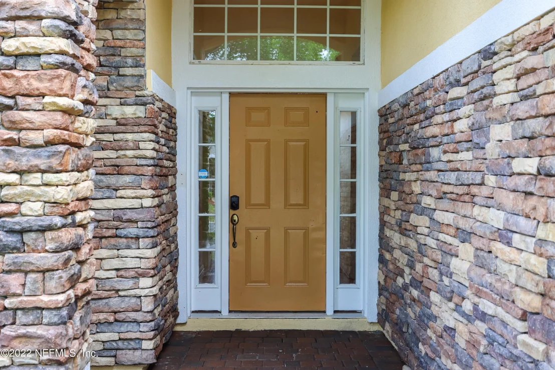 Photo of 903 THOROUGHBRED Drive