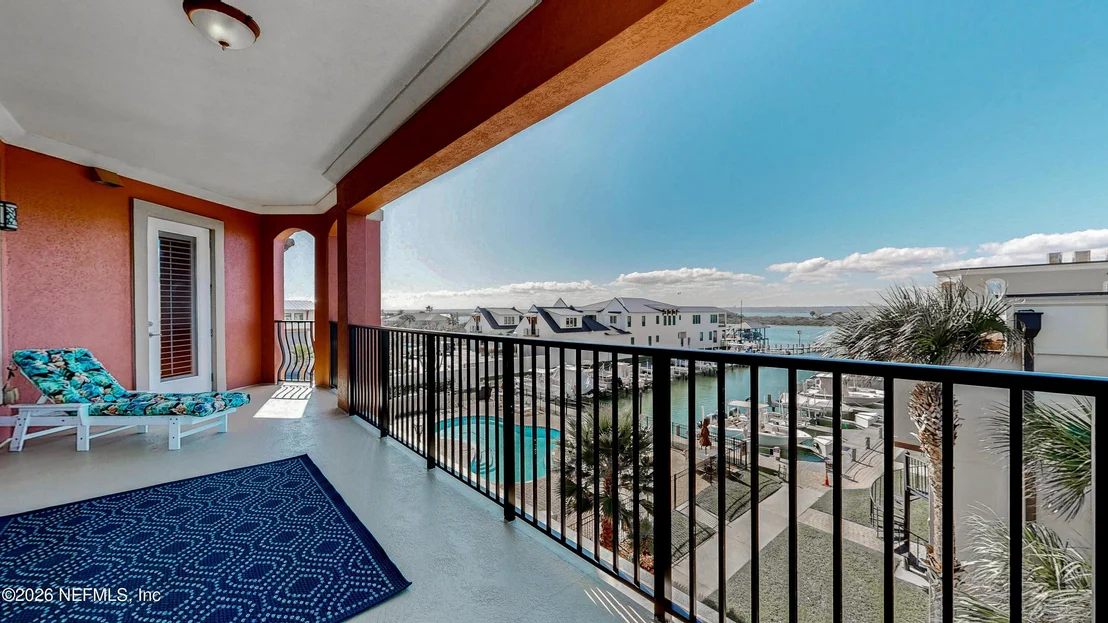Photo of Unit 303 at 115 SUNSET HARBOR Way