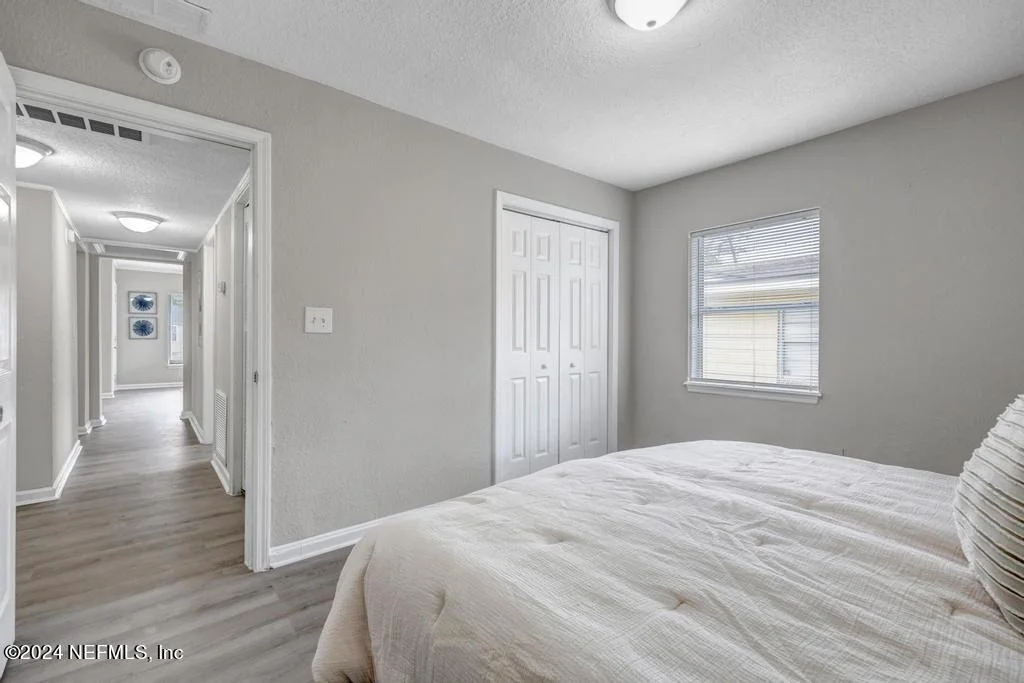 Photo of 1127 BUNKER HILL Boulevard