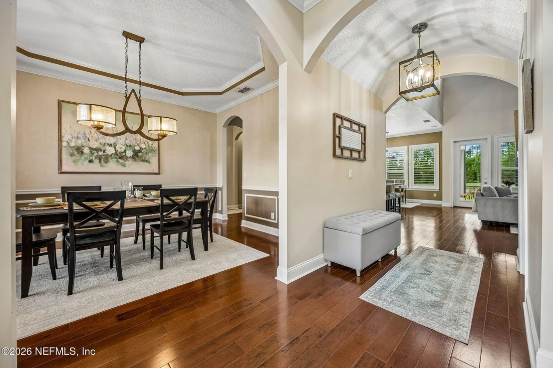 Photo of 321 ADDISON Court