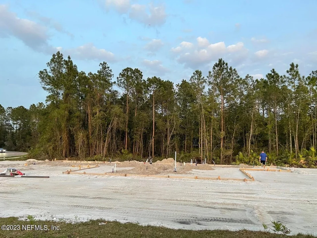 Photo of 212 N PRAIRIE LAKES Drive