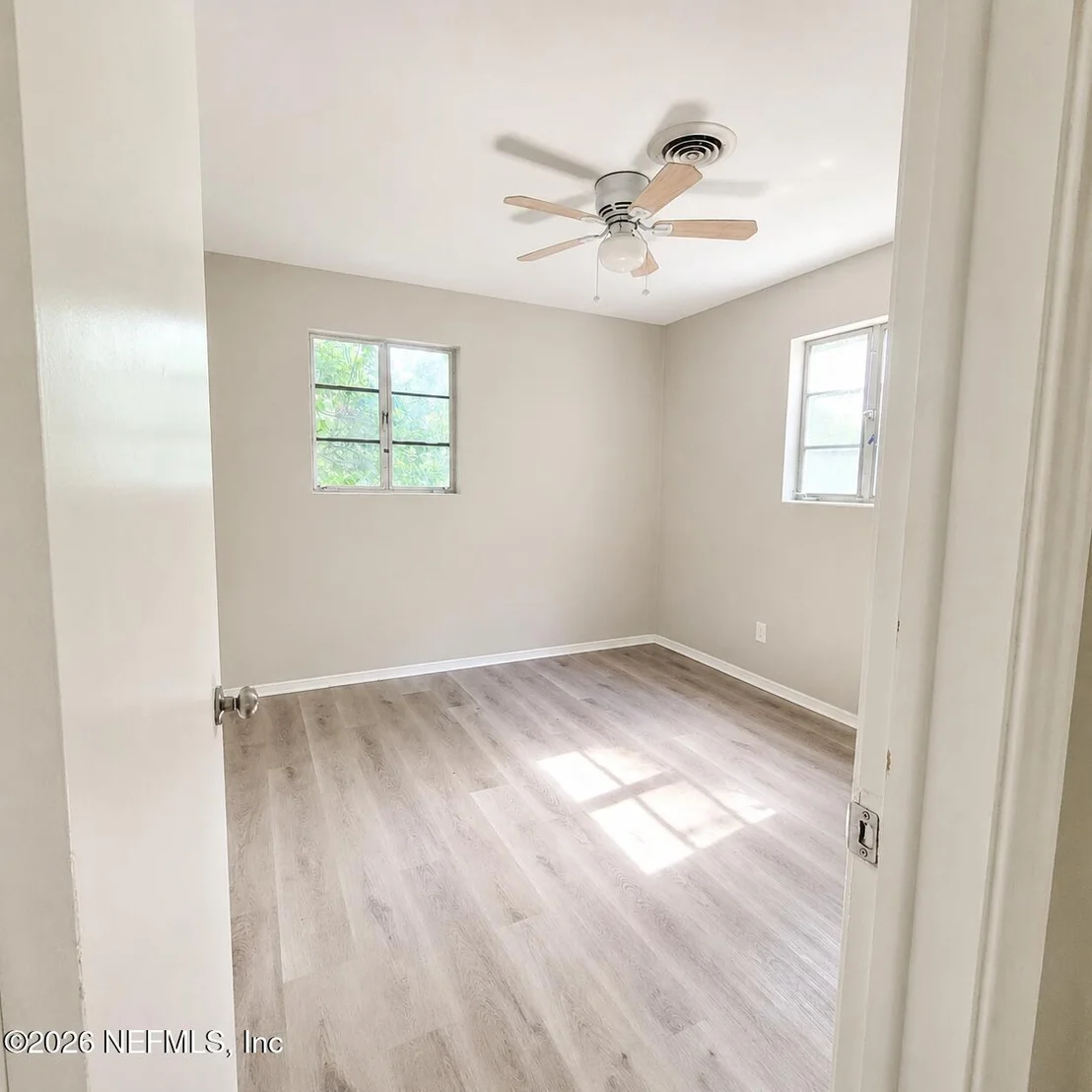 Photo of 228 N WHITNEY Street