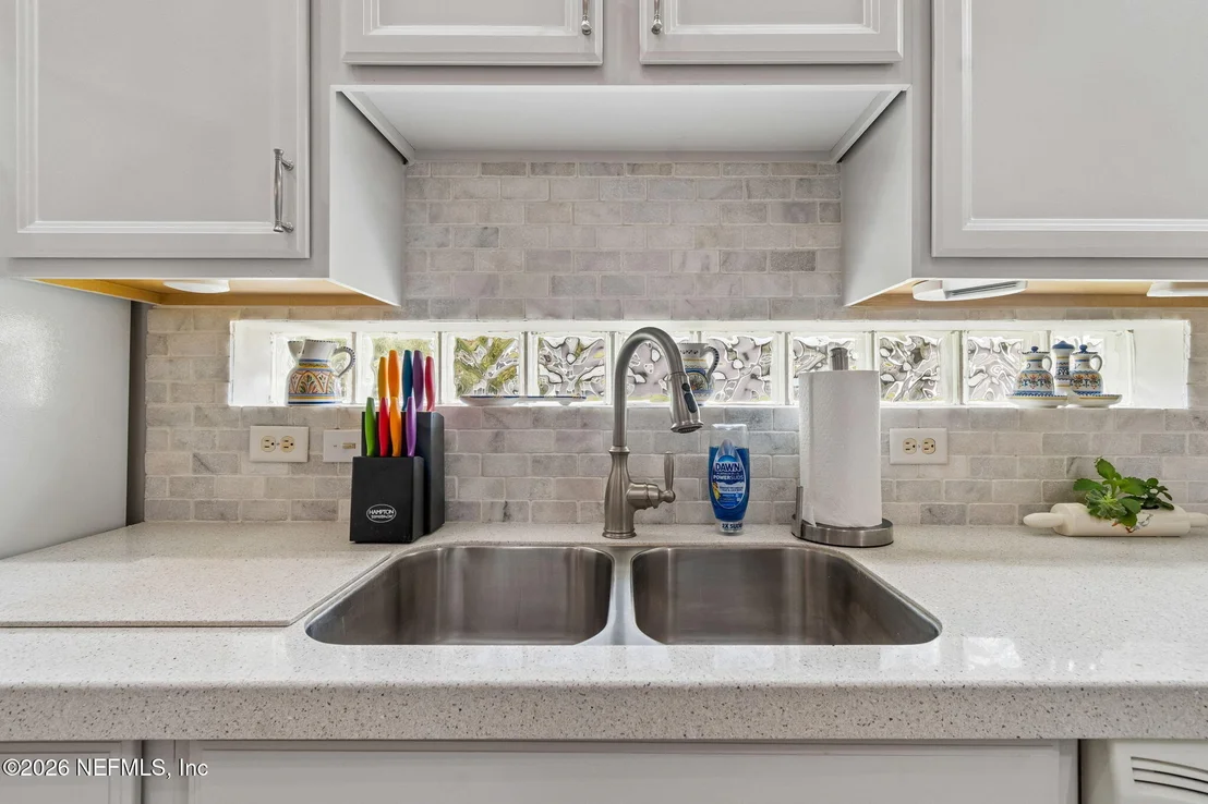 Photo of 141 N CHURCHILL Drive