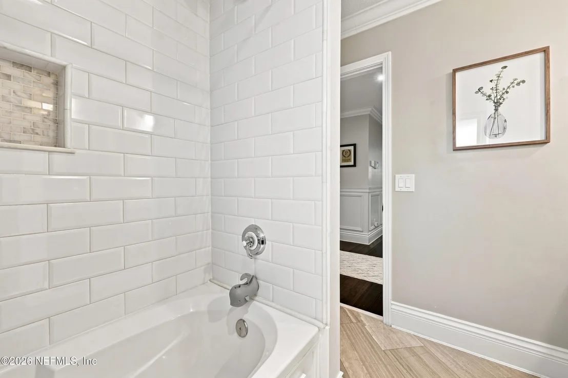 Photo of 4677 LONG BOW Road