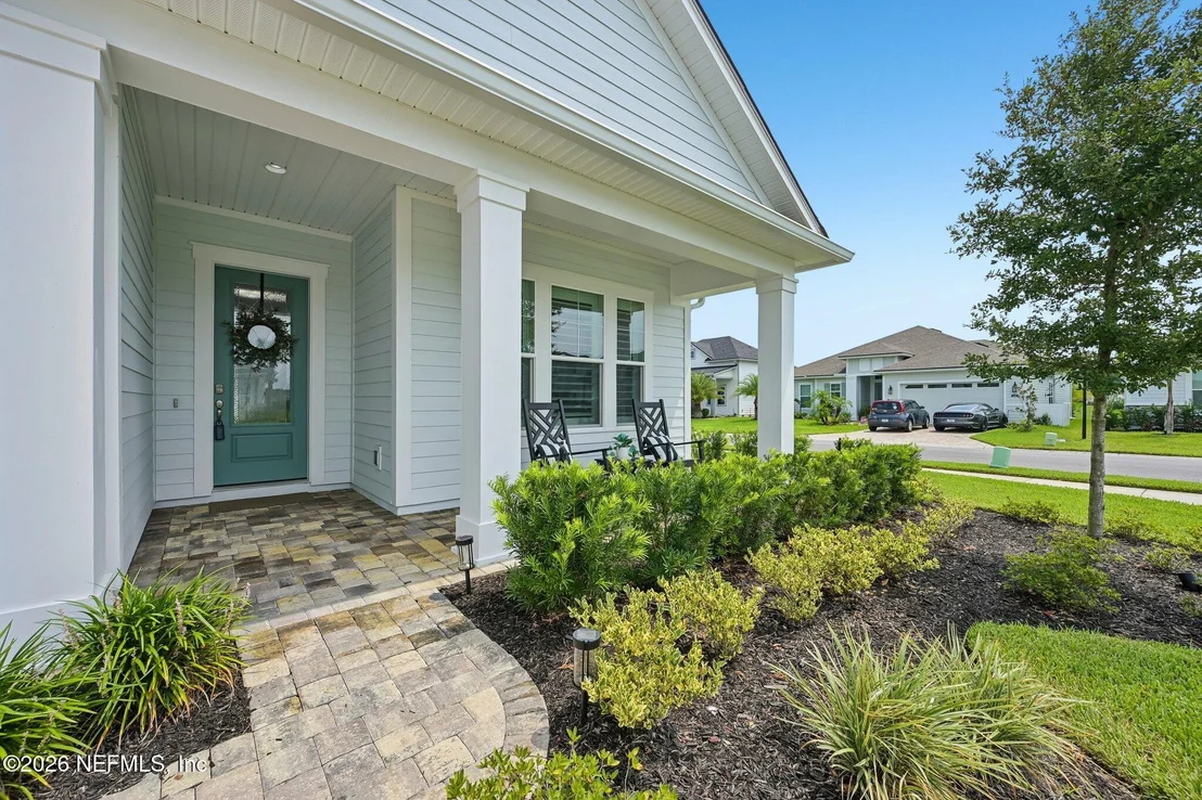 Photo of 139 GRAND RIVAGE DRIVE Drive
