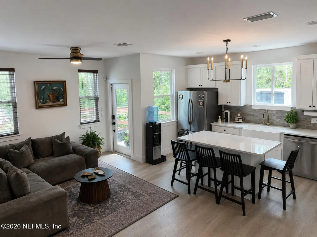 Photo of 1200 N CLAY Street