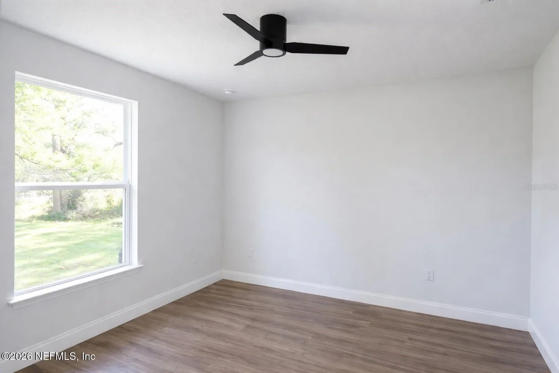 Photo of 21 LAMAR Lane