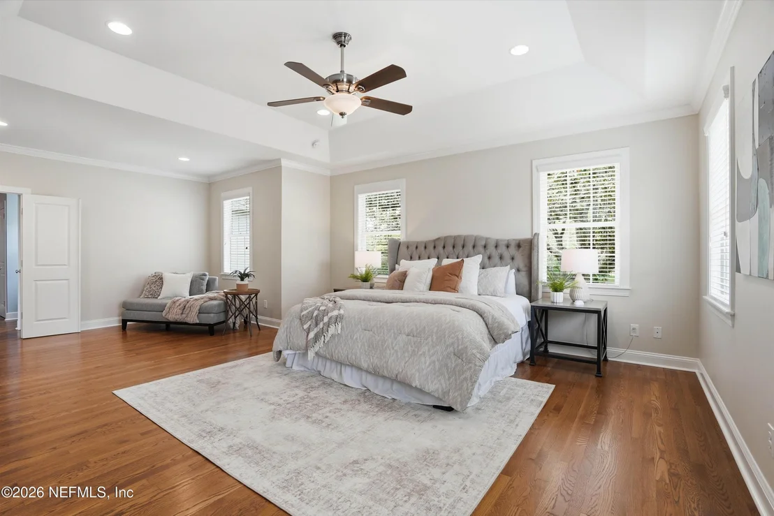 Photo of 1052 HOLLY Lane
