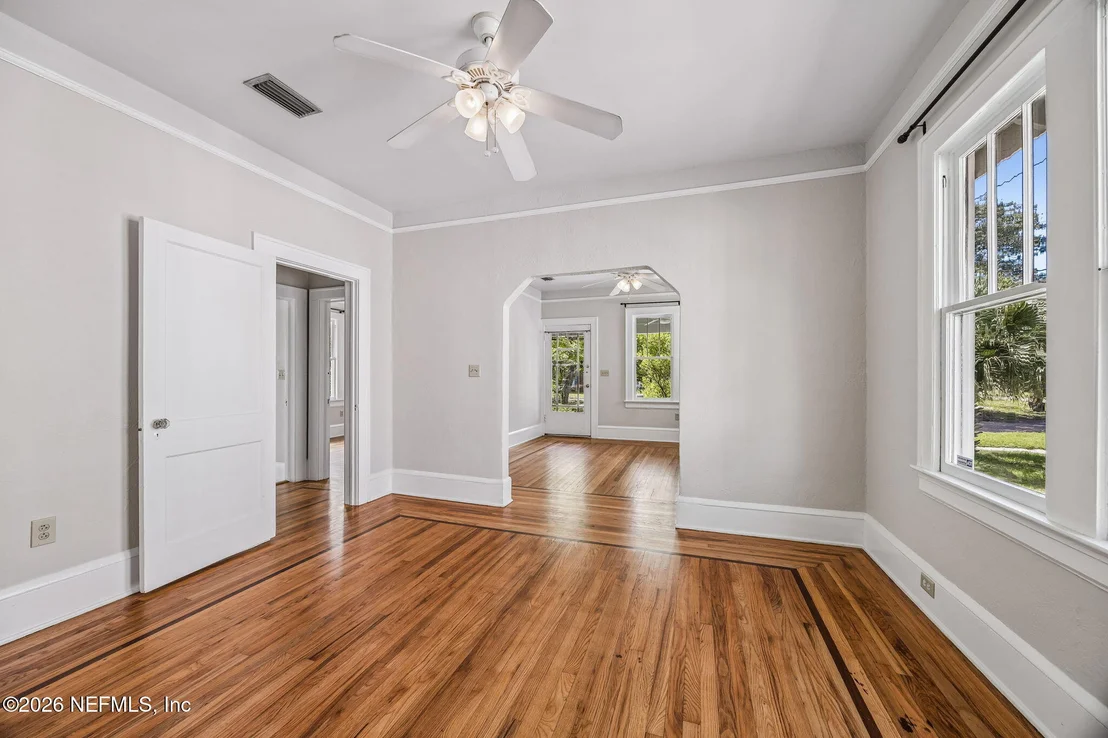 Photo of 2157 ERNEST Street