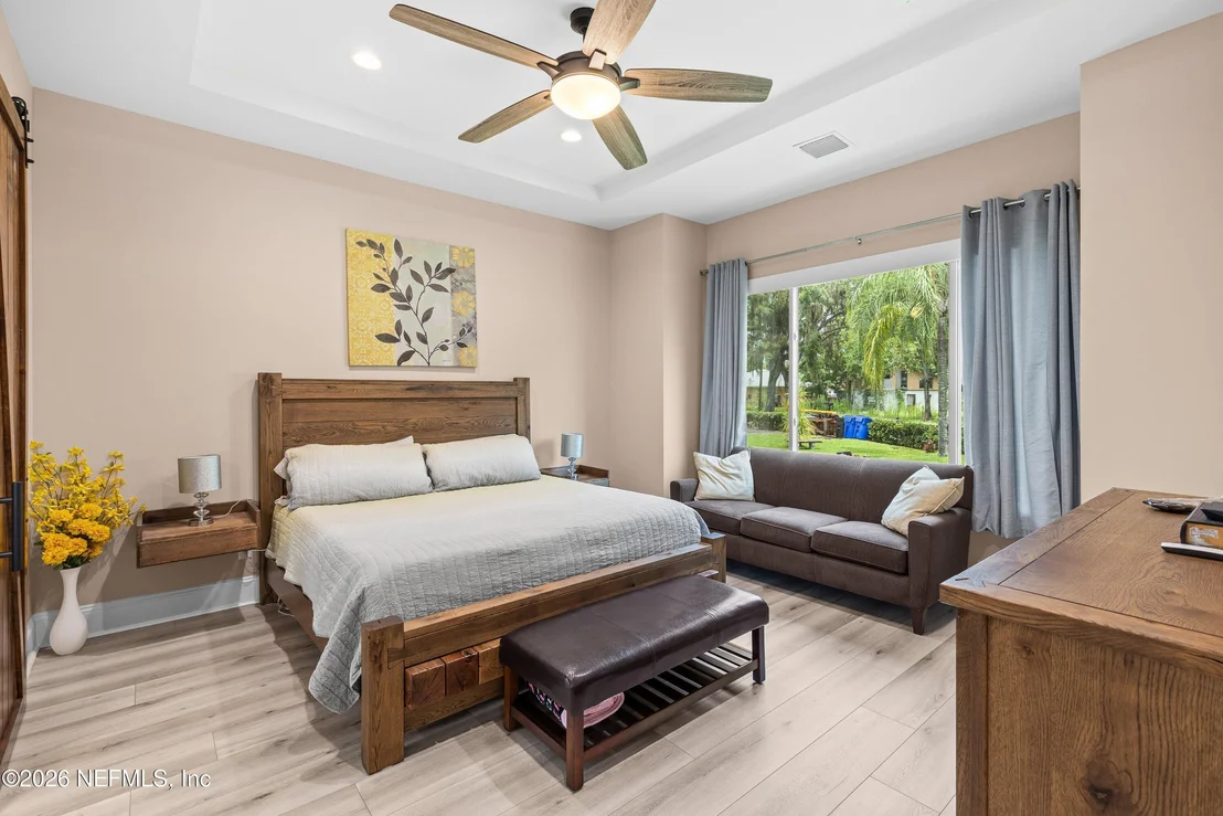 Photo of 8228 HALL Lane