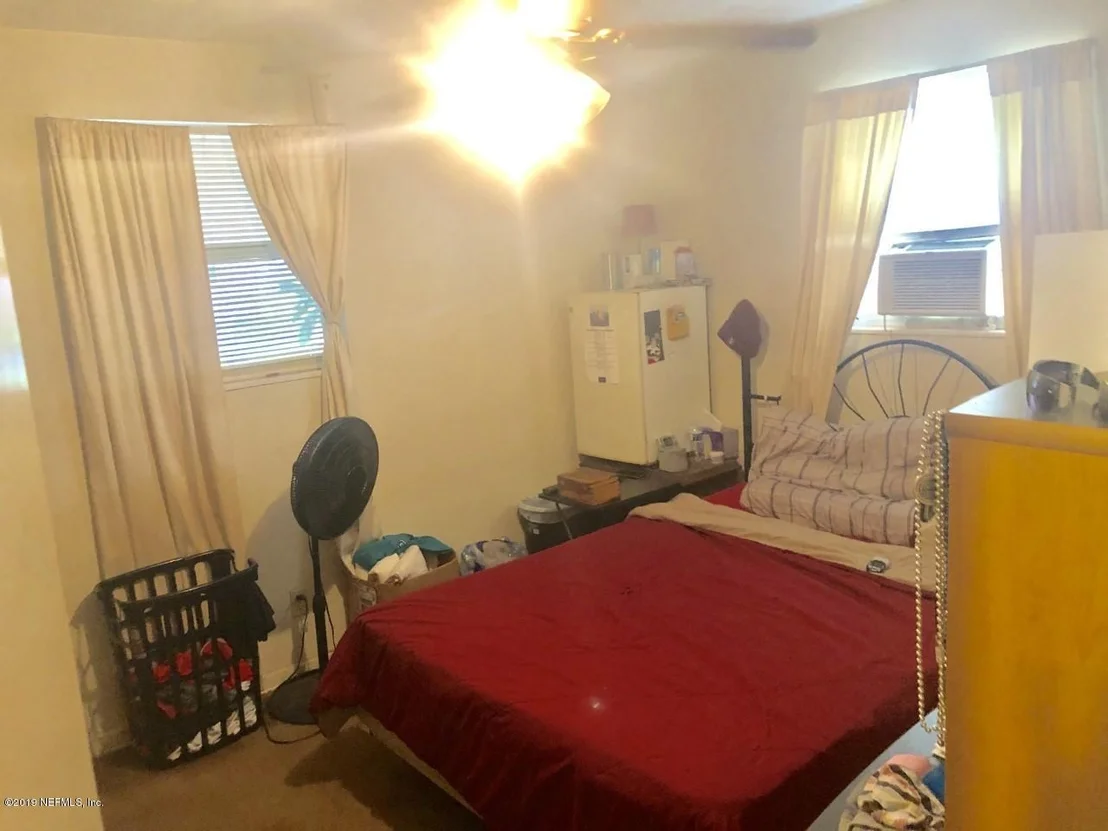 Photo of 7661 VALE Drive