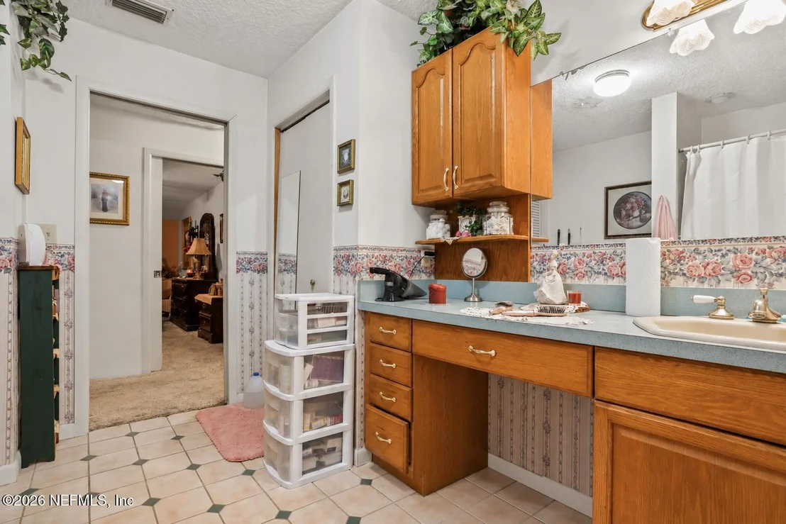 Photo of 1506 DOUBLETREE Road
