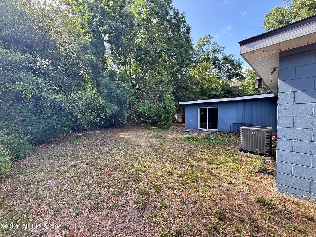 Photo of 2846 YELLOW PINE Drive