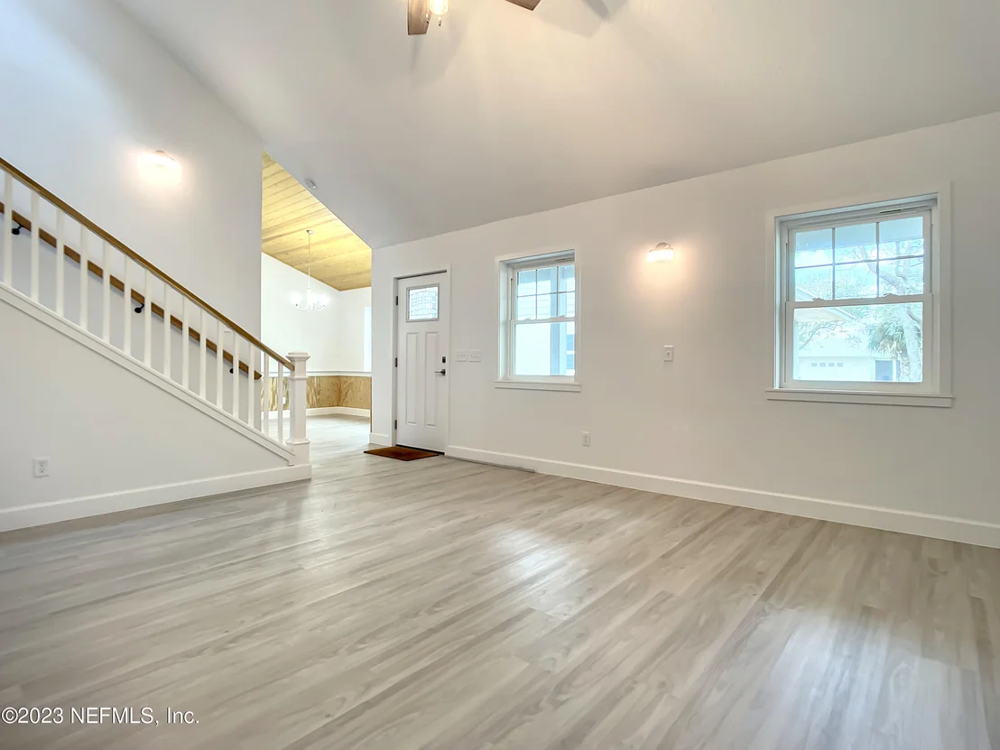 Photo of 6635 MADISON Street