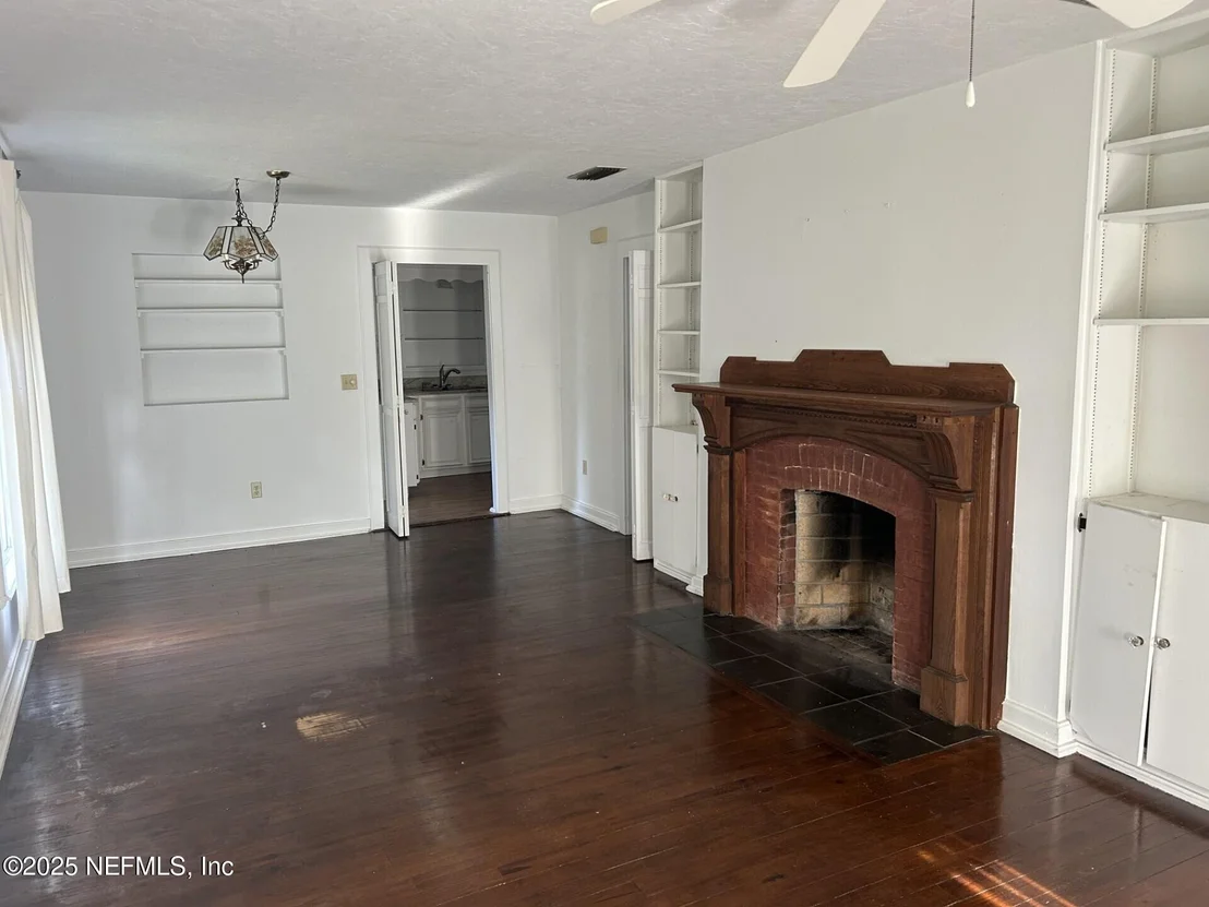 Photo of 6192 COUNTY RD 219