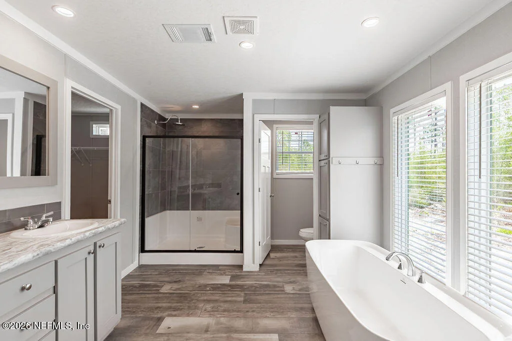 Photo of 230 REDEYE Road