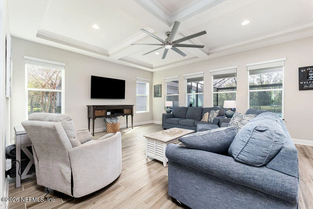 Photo of 818 OUTLOOK Drive
