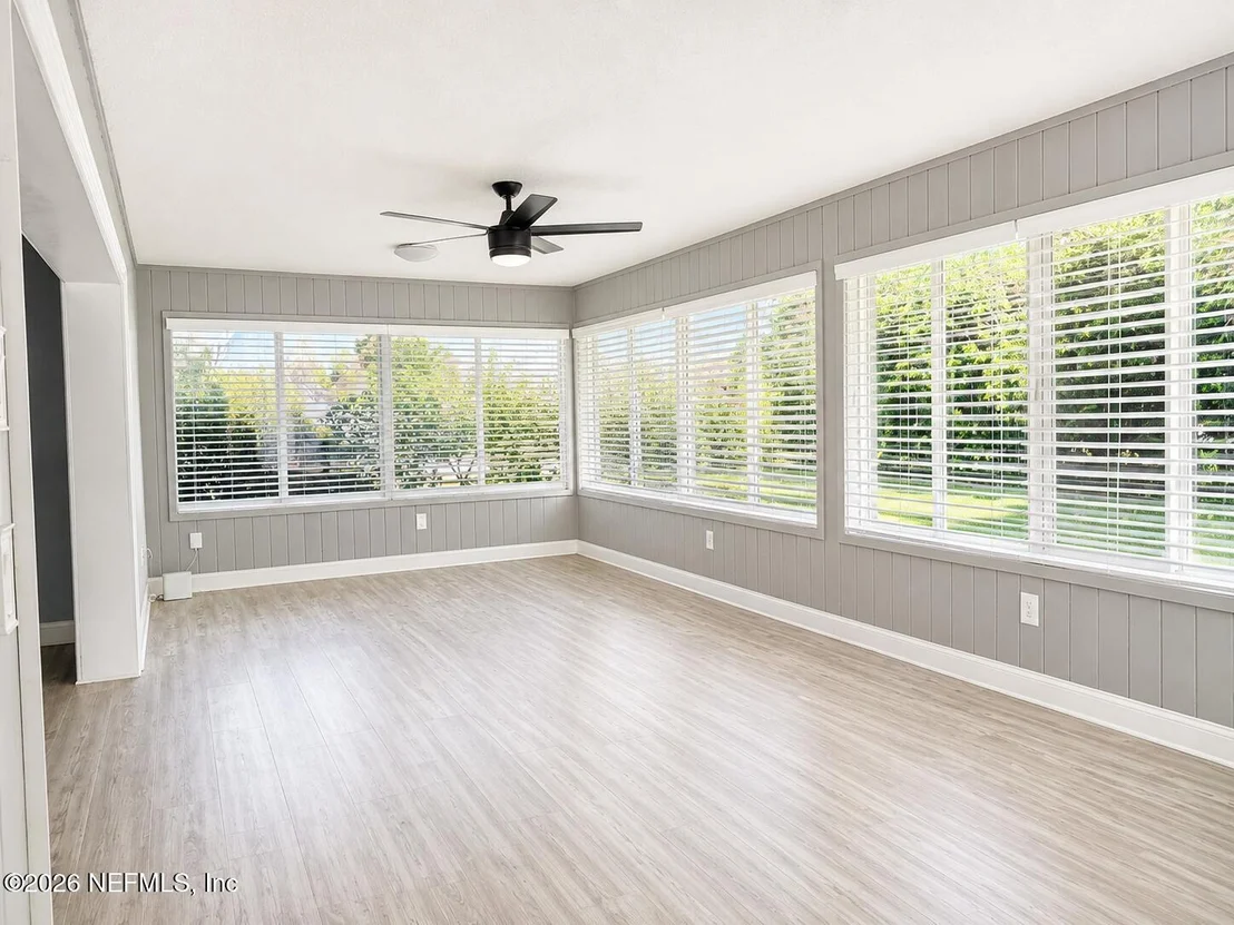 Photo of 7 WINTERBERRY Place