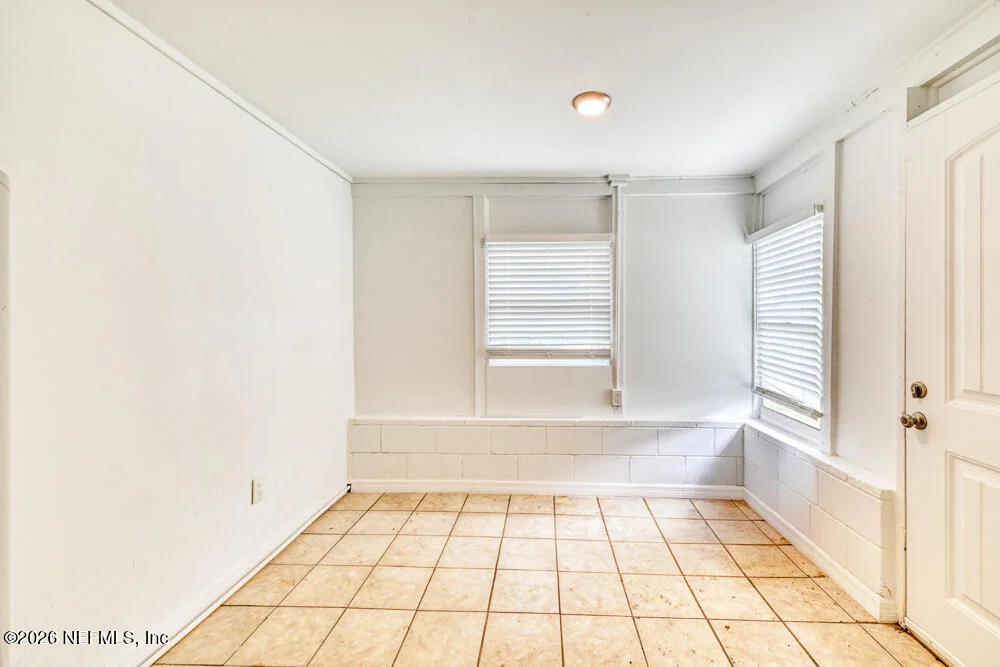Photo of 1339 ELLIS Road