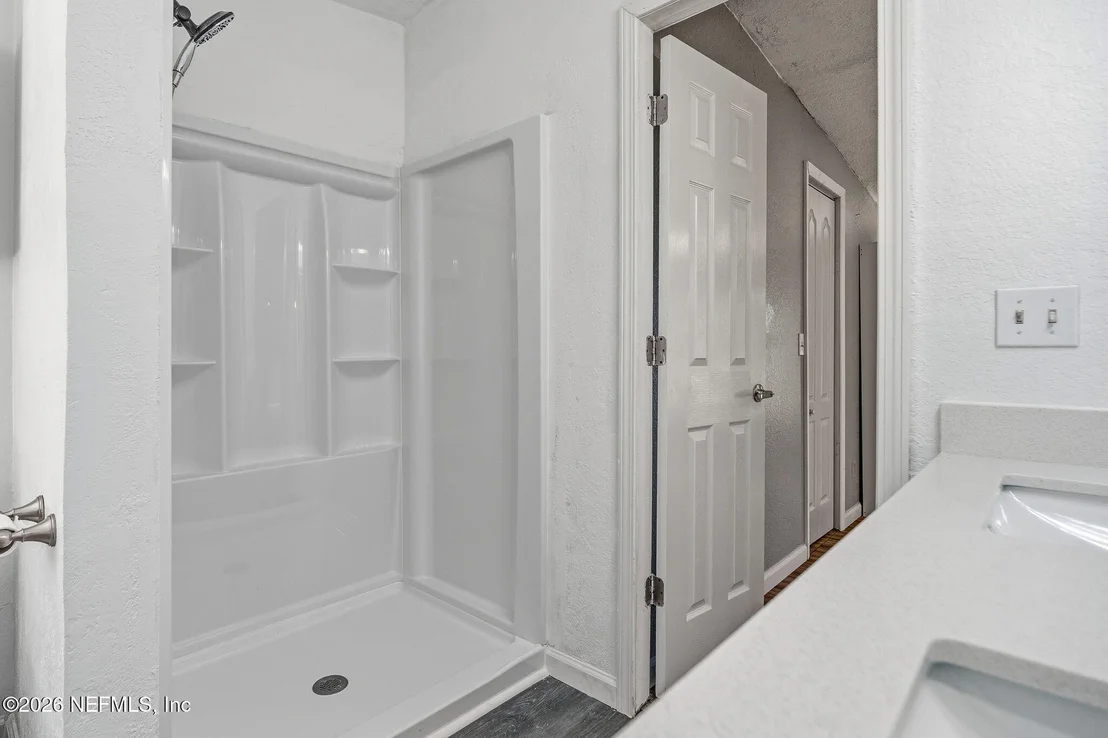 Photo of 2775 LIGHTNING Way