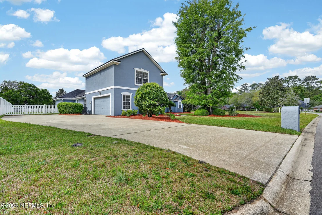 Photo of 1104 HIDEAWAY Drive N