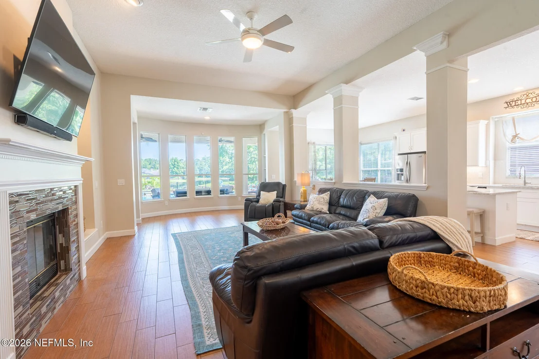 Photo of 824 BUGLE BRANCH Way