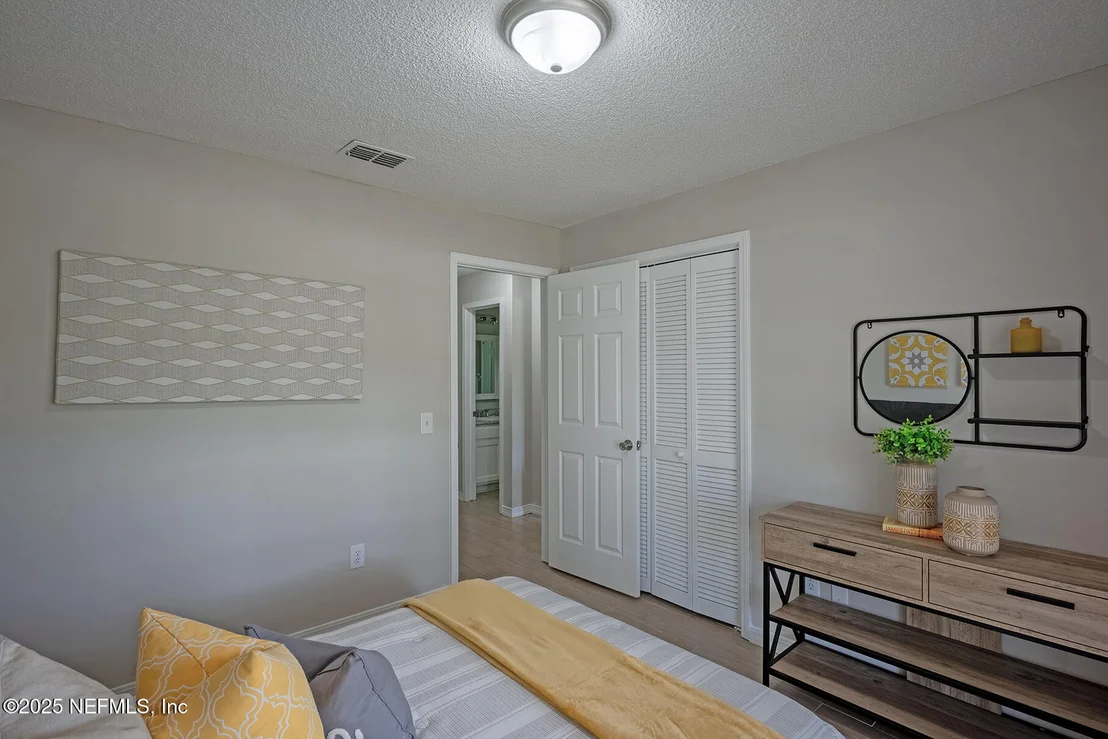 Photo of 2576 BOTTOMRIDGE Drive