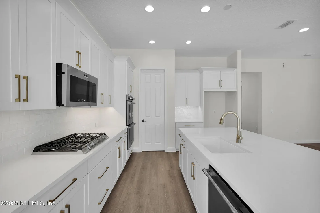 Photo of 444 SLASH PINE Place
