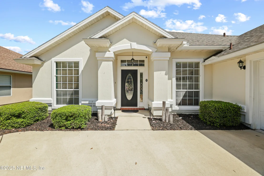 Photo of 408 LAKE MONROE Place