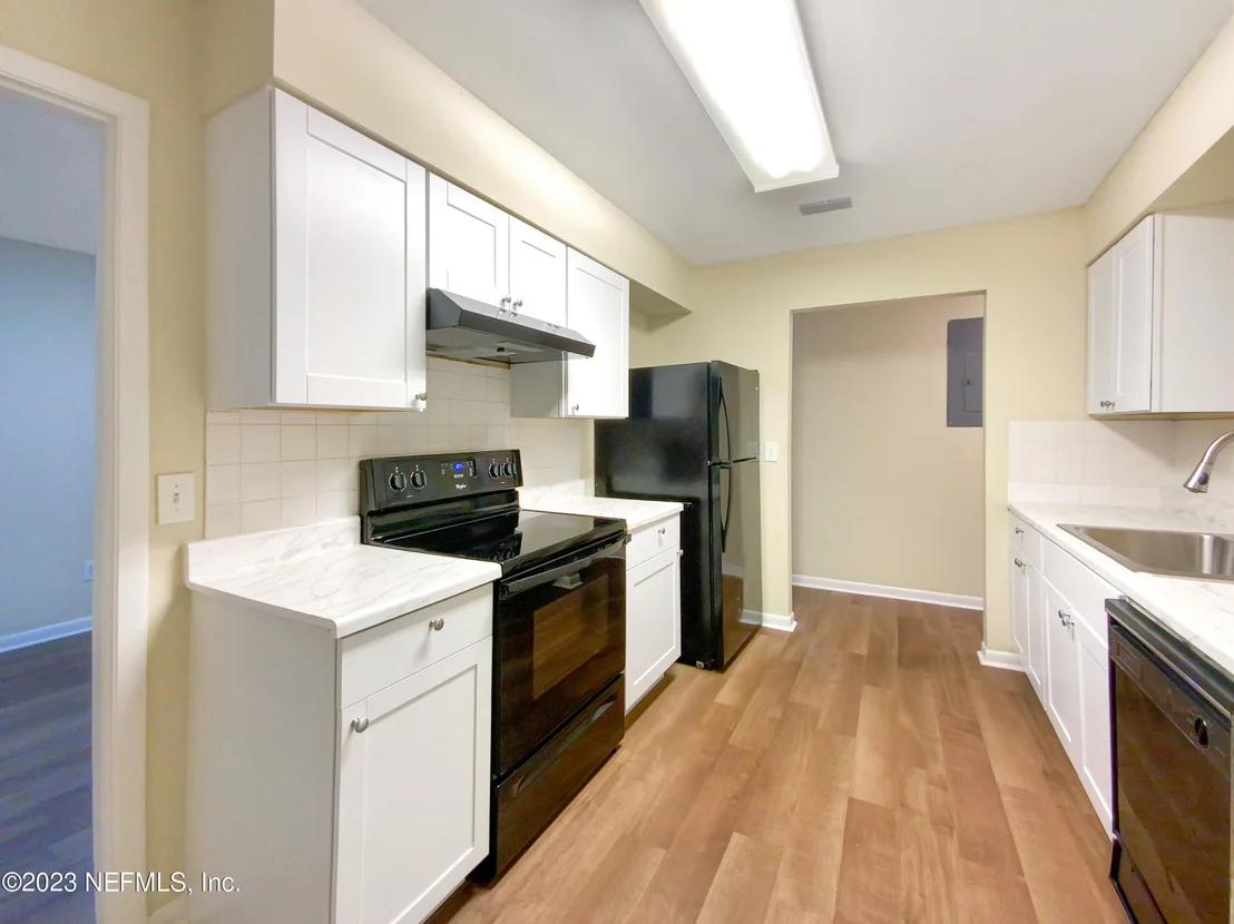 Photo of 5040 MCMANUS Drive