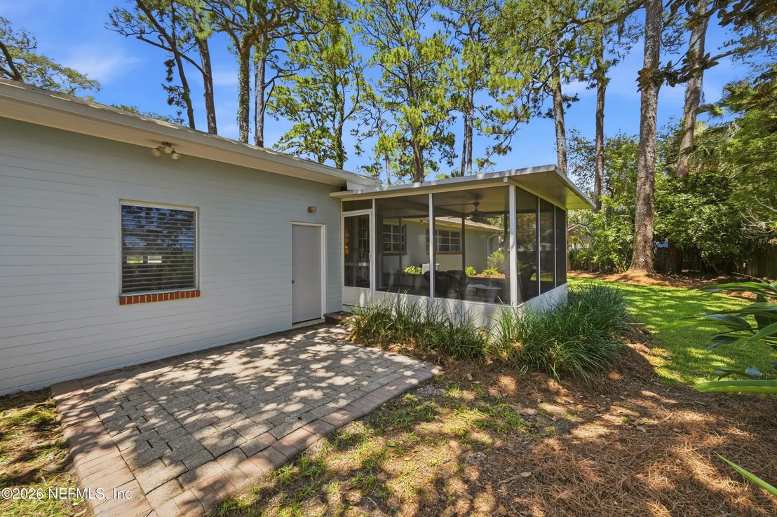 Photo of 49 SYLVAN Drive