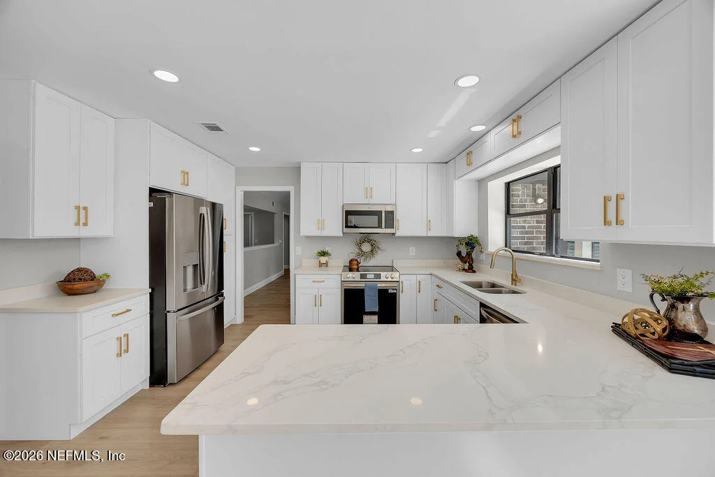 Photo of 2256 FOXWOOD Drive