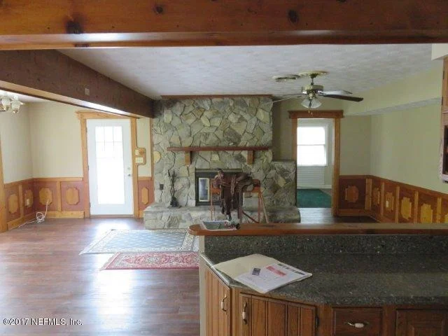 Photo of 1348 LEE Road