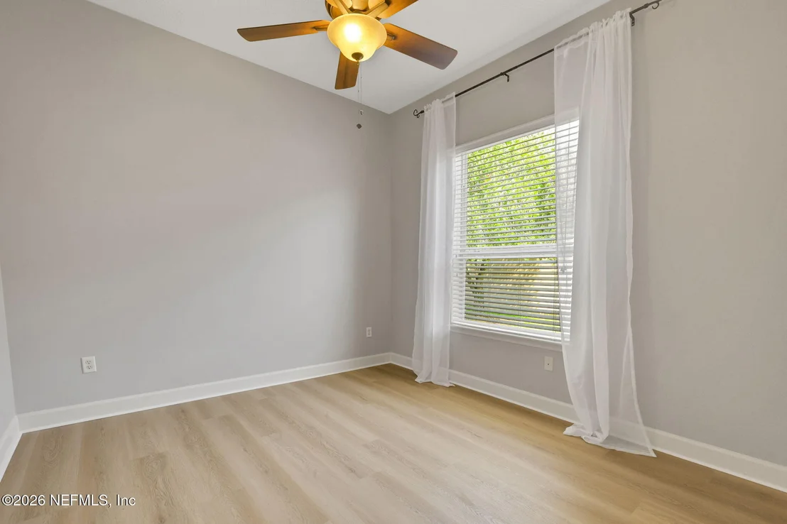 Photo of 1013 INVERNESS Drive