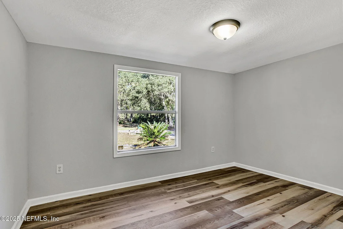 Photo of Unit 0 at 392 FOXTAIL Avenue