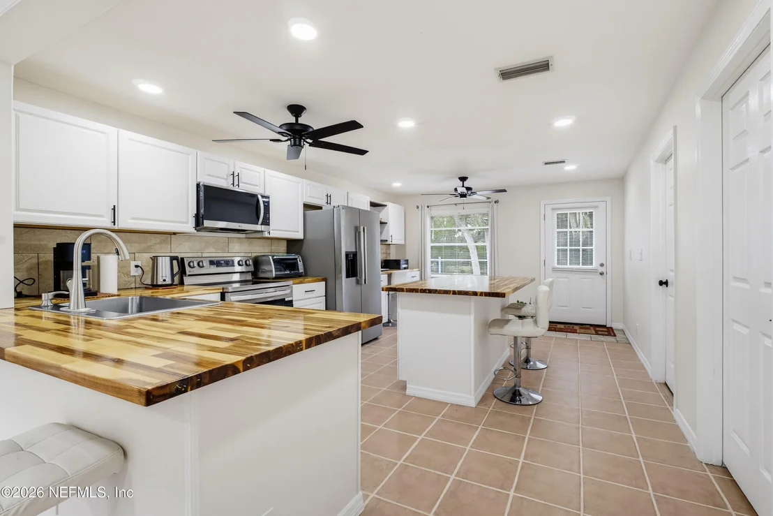 Photo of 125 HART LAKE Drive