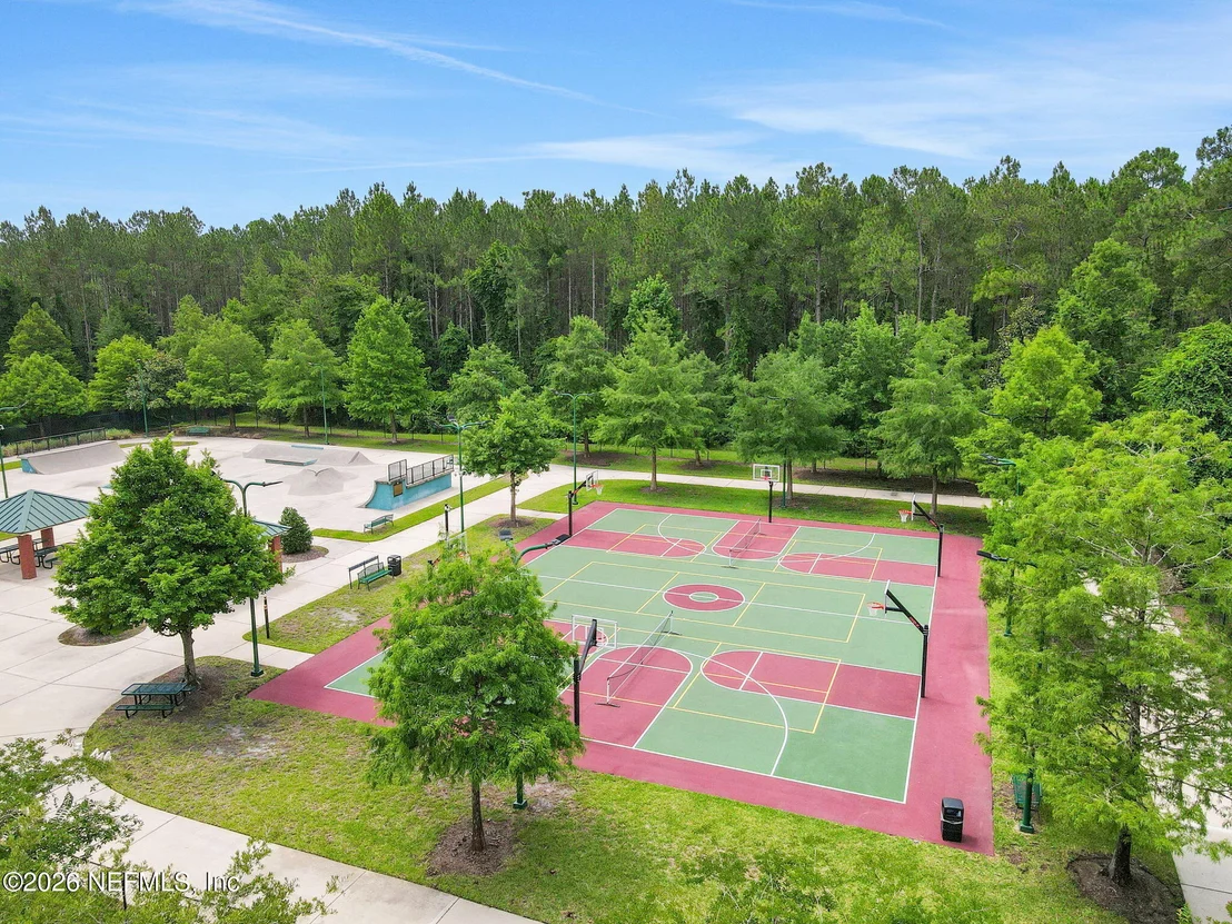 Photo of 1004 FLORA PARKE Drive